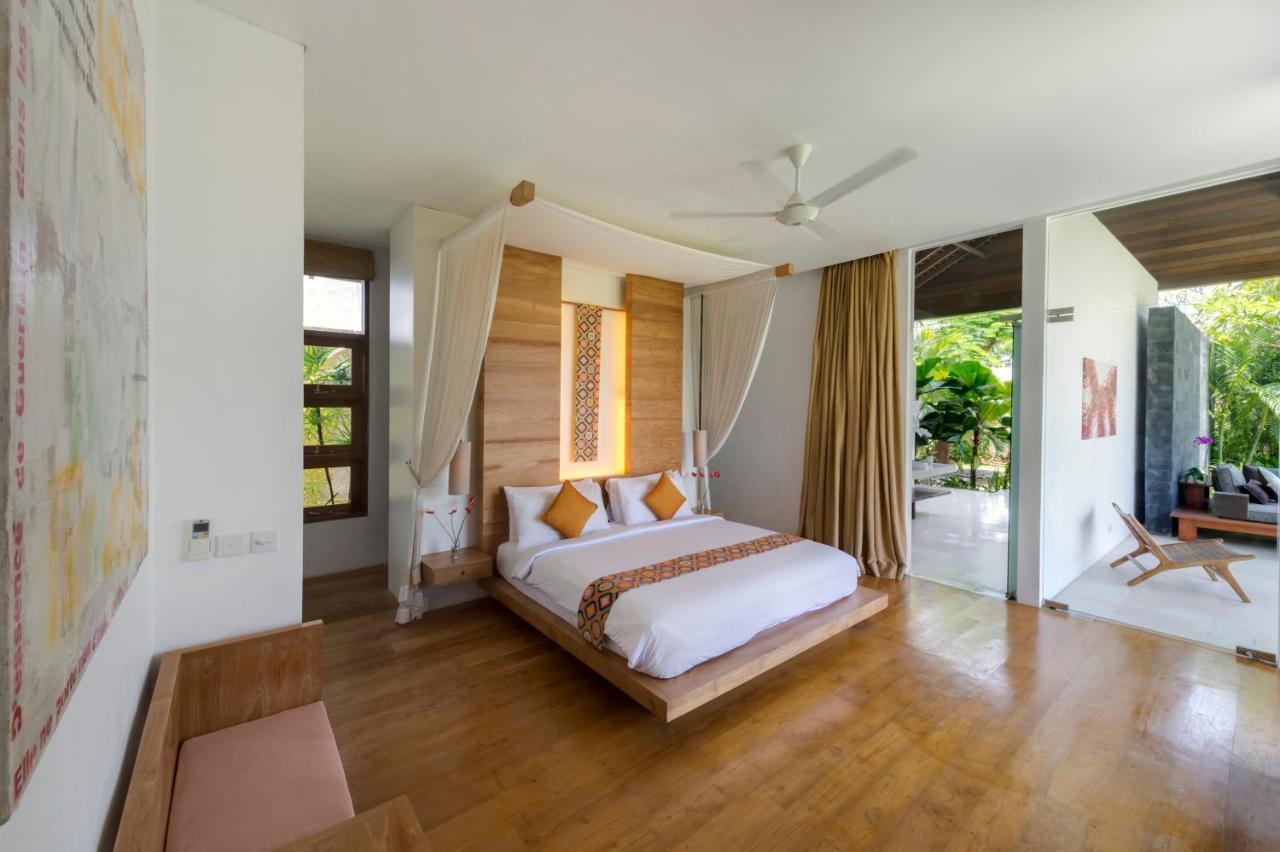 Villa Kavya - 8-Minute Walk From Berawa Beach ชังกู ภายนอก รูปภาพ