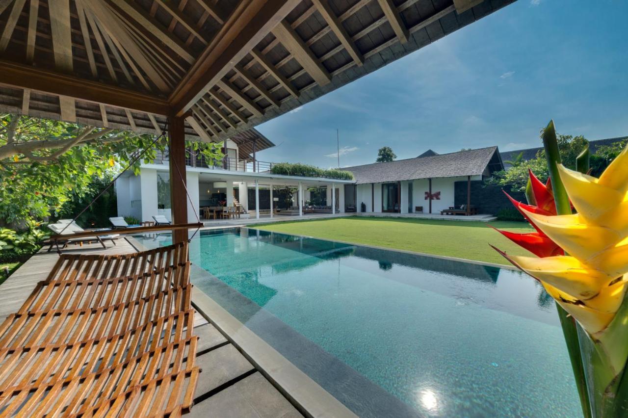 Villa Kavya - 8-Minute Walk From Berawa Beach ชังกู ภายนอก รูปภาพ
