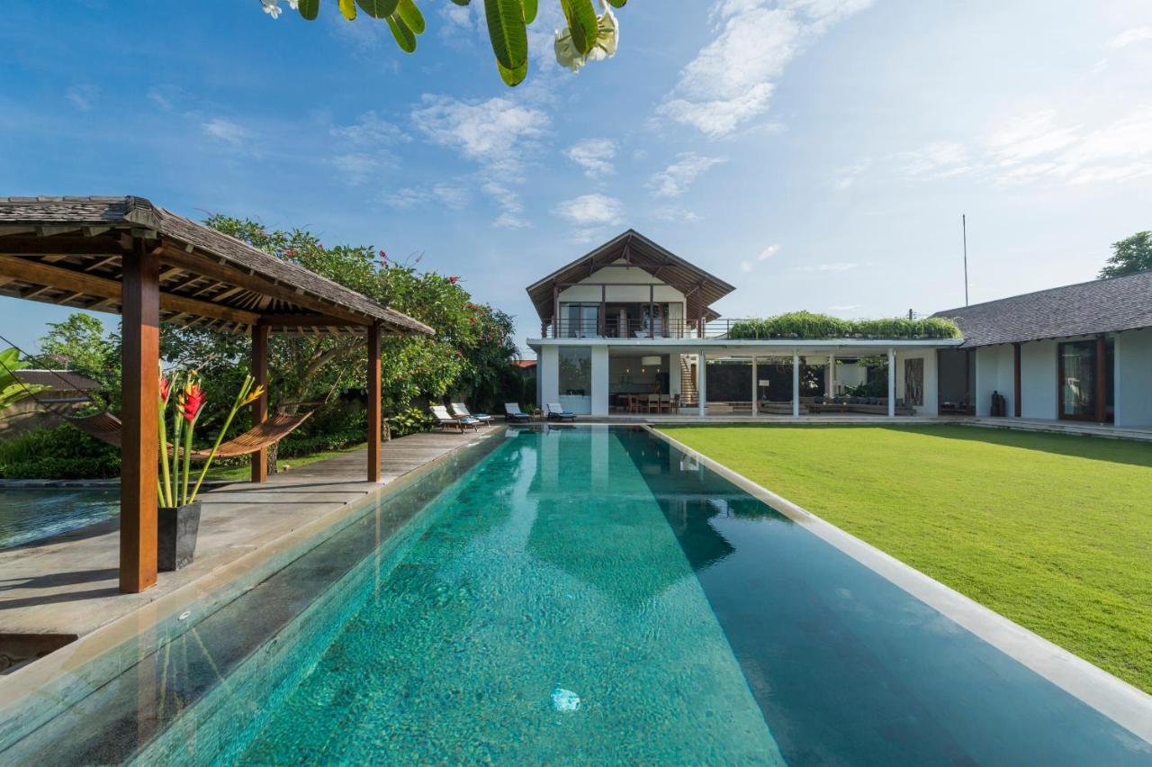 Villa Kavya - 8-Minute Walk From Berawa Beach ชังกู ภายนอก รูปภาพ